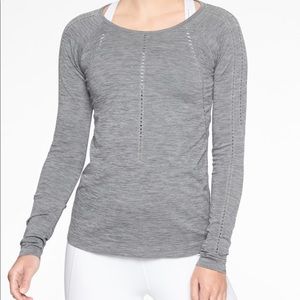 Athleta foothills top, burgundy